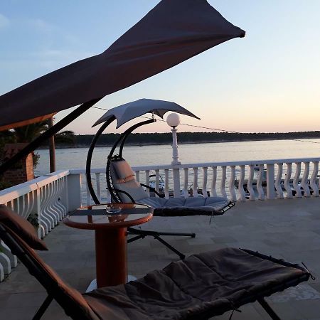 Barbat na Rabu Apartments And Rooms Vinko מראה חיצוני תמונה